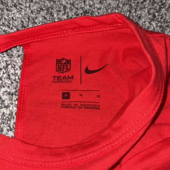 Nike DriFit Kansas City Chiefs Tee NWT - Picture 6 of 7